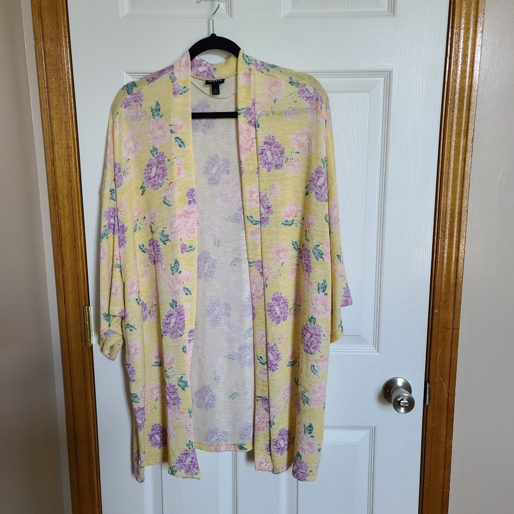 Torrid Size 2 Cardigan